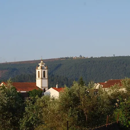 Πανσιόν Latas Country House *