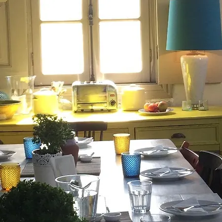 Latas Country House